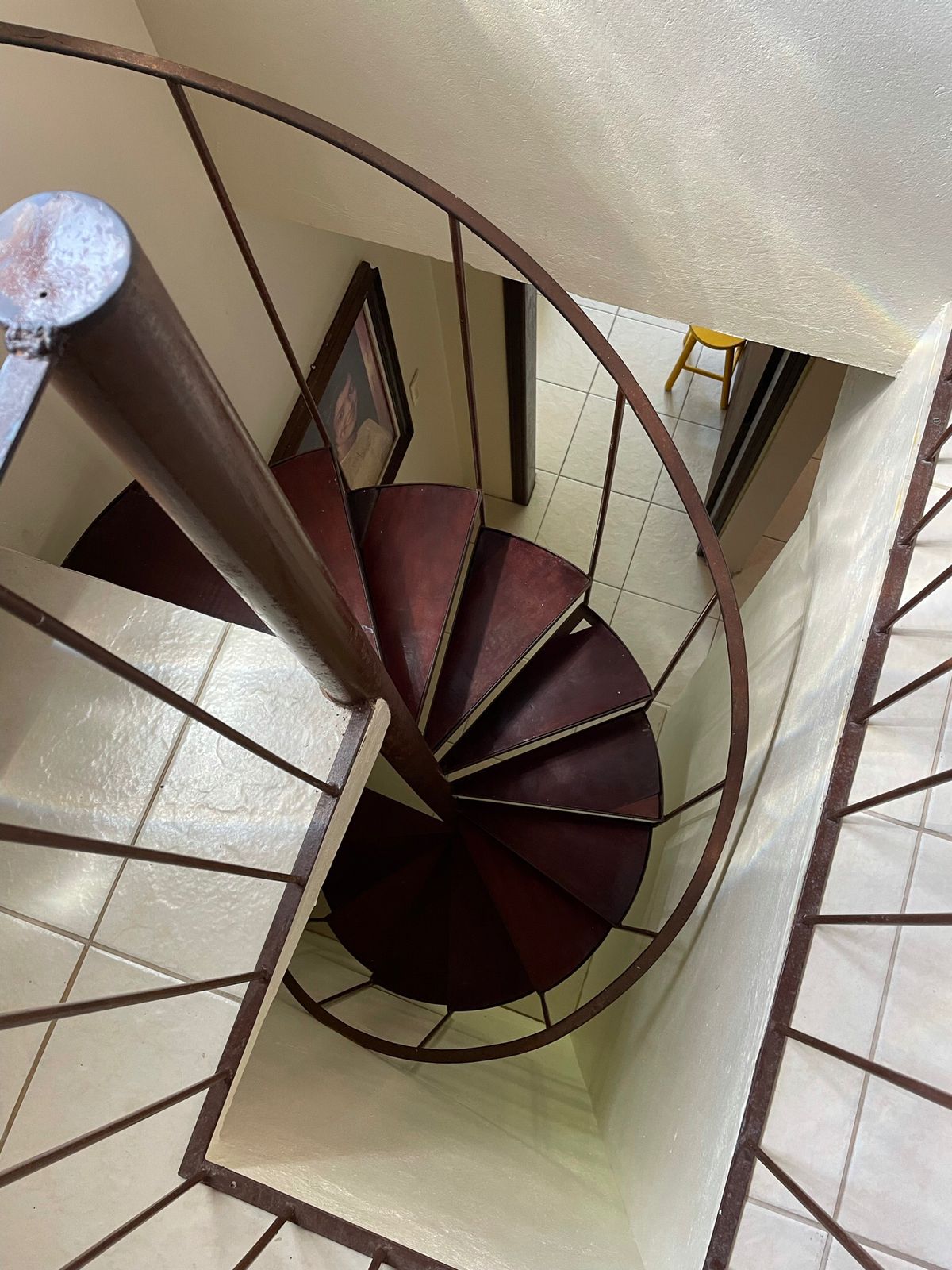 Escada para o terceiro andar